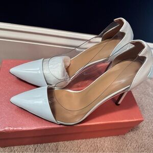 Woman’s White Plexi Pumps - new! Size 6
